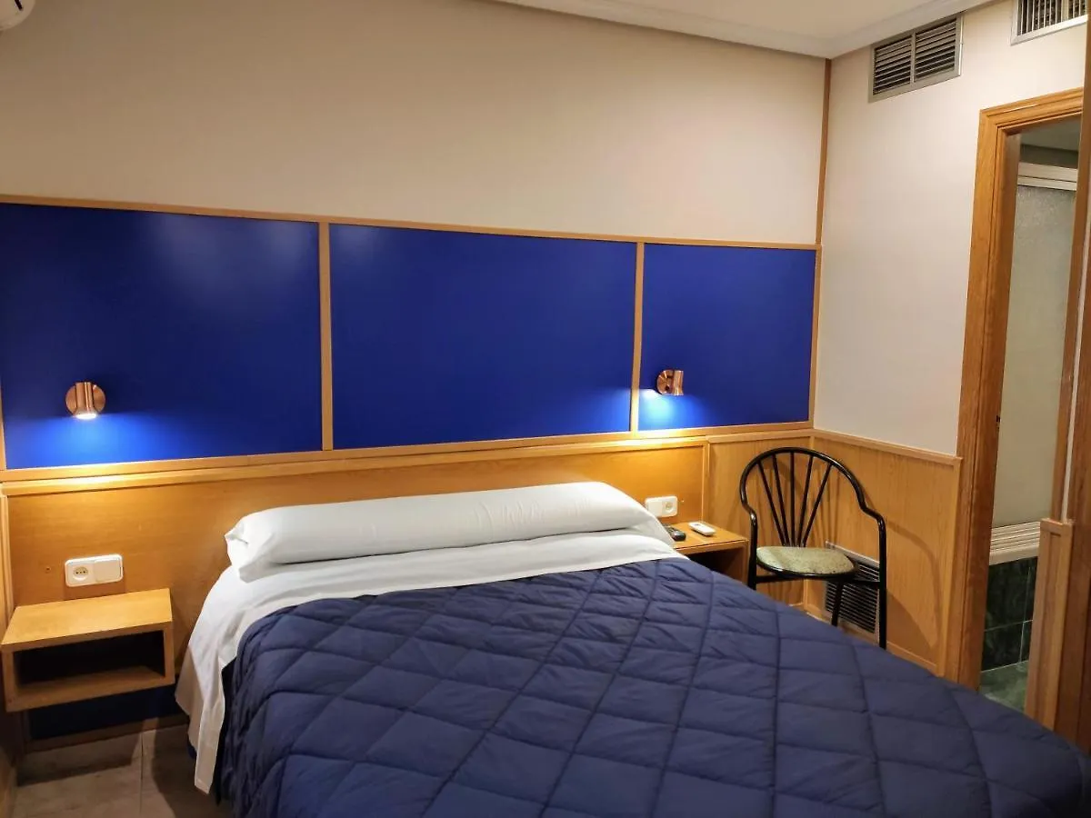 Trípolis Toledo Hotel